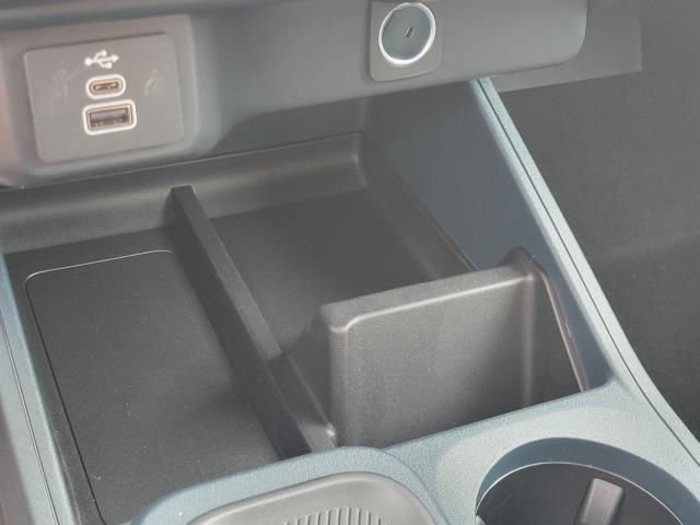 New 2025 Ford Maverick XL w/ Equipment Group 101A image 32