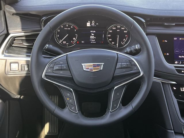 New 2025 Cadillac XT5 Premium Luxury FWD image 11