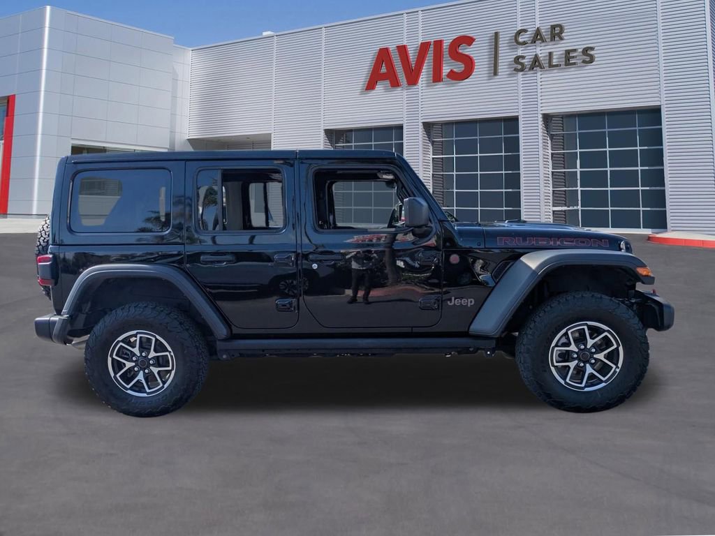 Used 2025 Jeep Wrangler Unlimited Rubicon AWD/4WD image 5