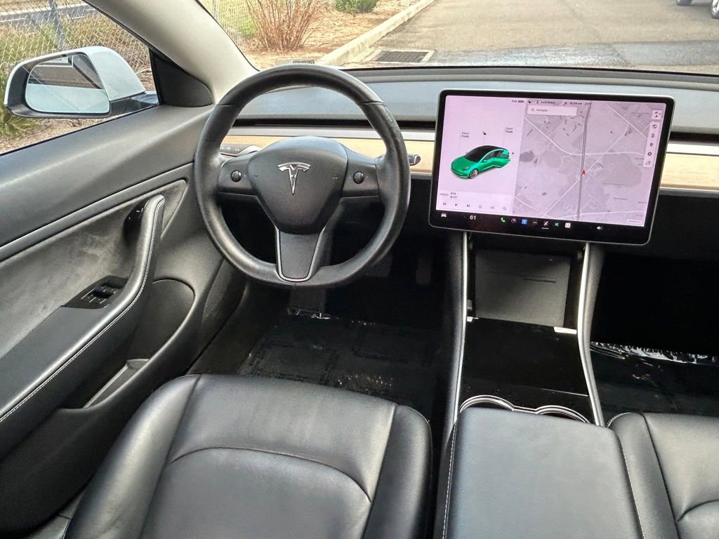 Used 2018 Tesla Model 3 image 9