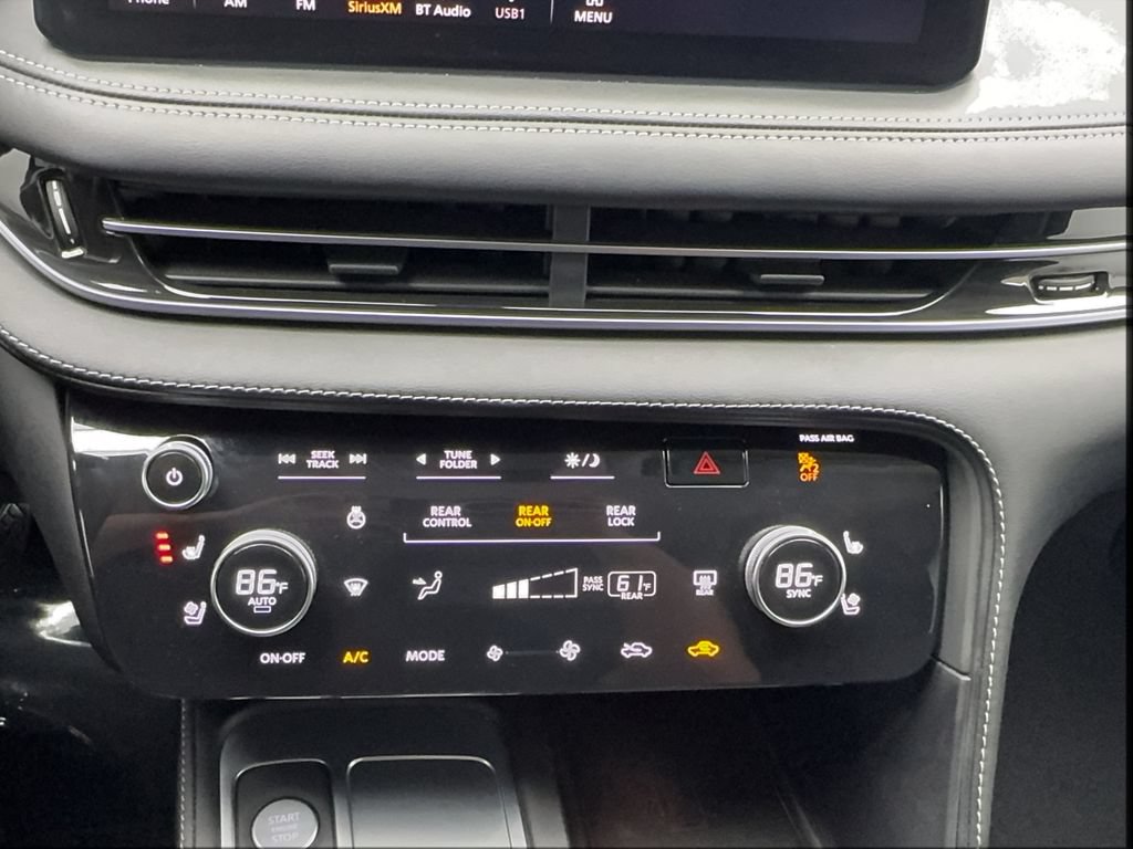 Used 2025 INFINITI QX60 Luxe FWD image 47