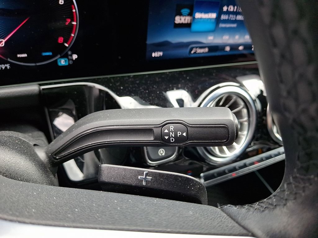 Used 2025 Mercedes-Benz GLA 250 4MATIC image 17