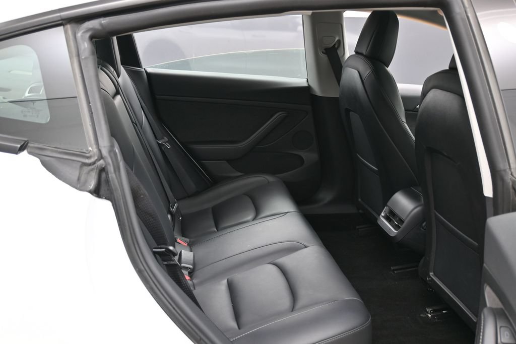 Used 2023 Tesla Model 3 Standard Range RWD image 37