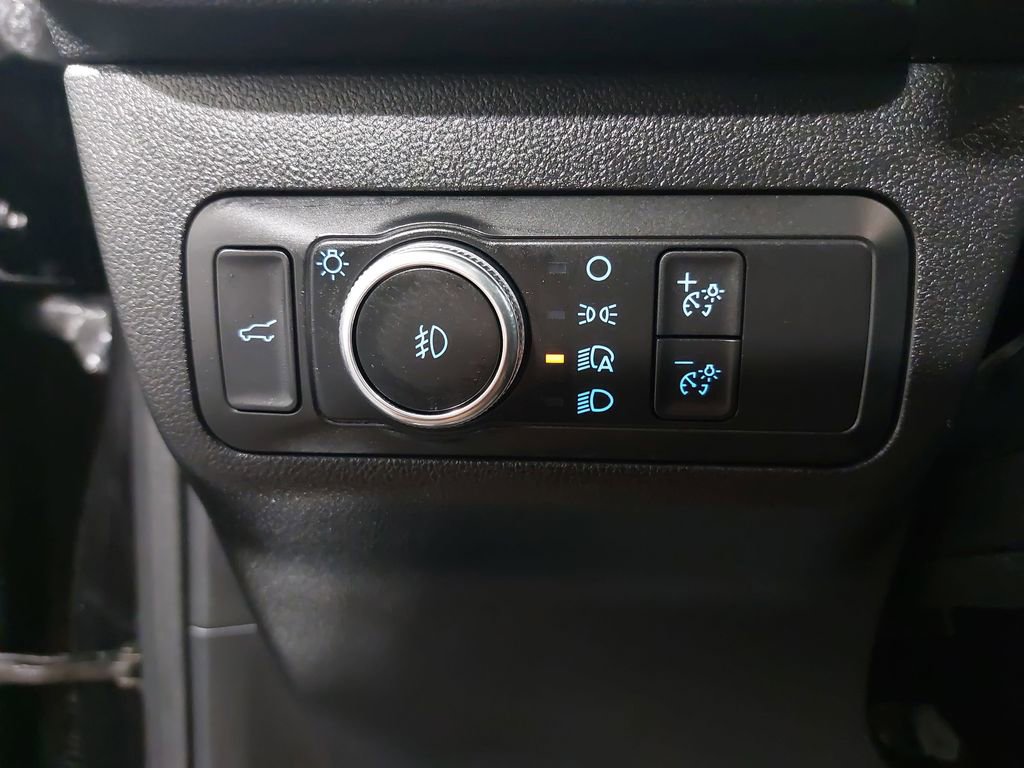 Used 2022 Ford Escape SEL w/ Technology Package image 27