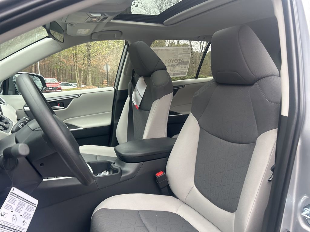 New 2025 Toyota RAV4 XLE image 3