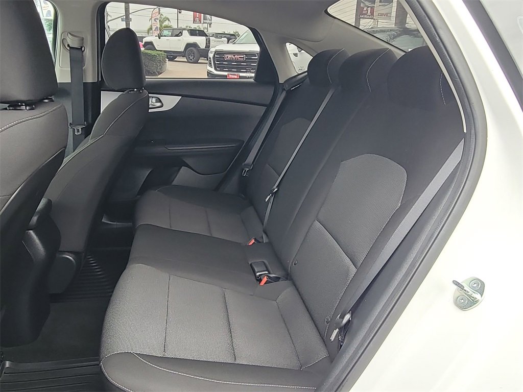 Used 2024 Kia Forte LXS w/ LXS Technology Package image 21