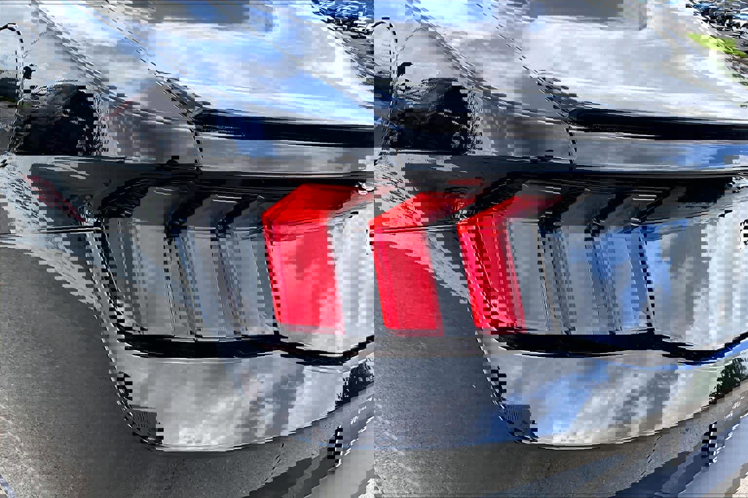 Used 2025 Ford Mustang Premium image 25