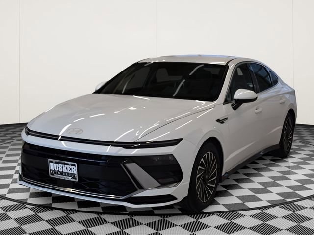 Used 2025 Hyundai Sonata SEL FWD image 9