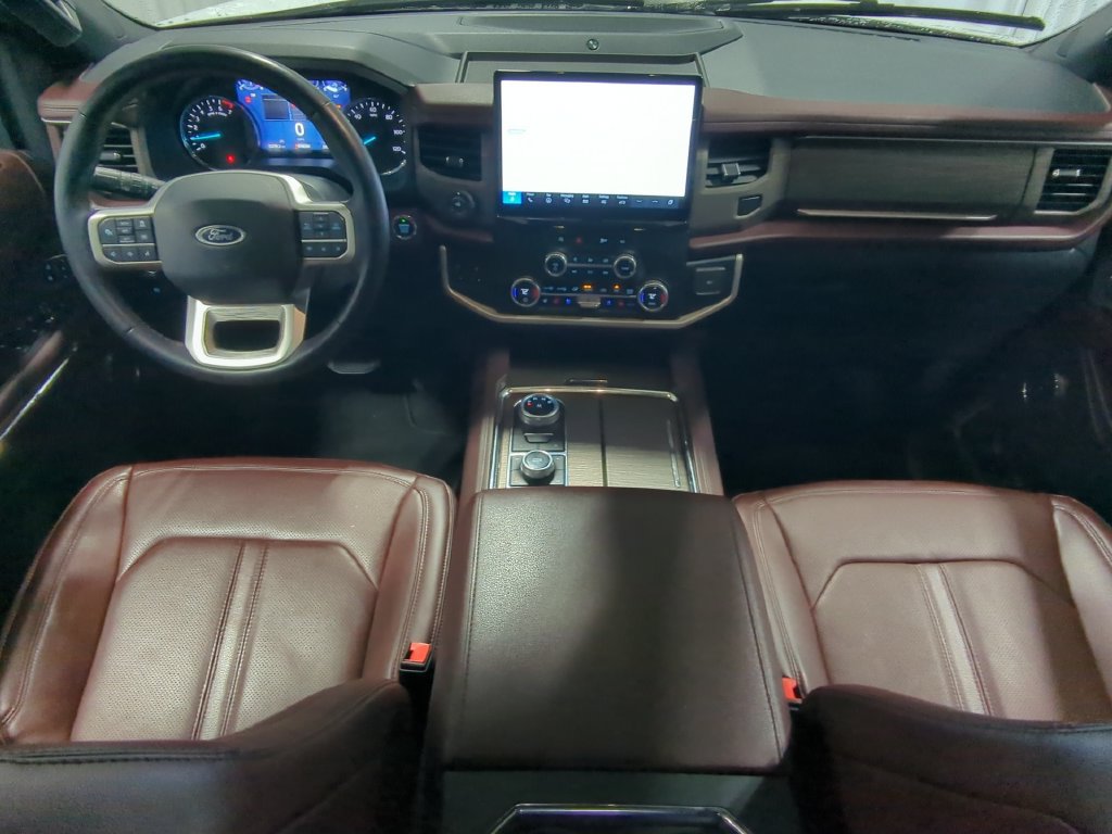 Used 2023 Ford Expedition Limited AWD/4WD image 18