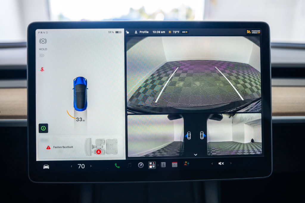 Used 2022 Tesla Model 3 Long Range AWD/4WD image 32