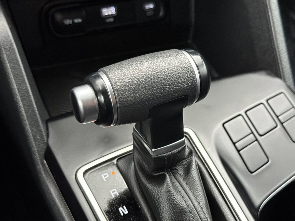 Used 2024 Kia Sportage LX image 20