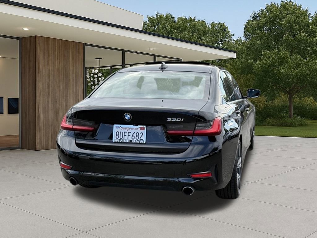 Used 2021 BMW 330i Sedan w/ Driving Assistance Package image 9