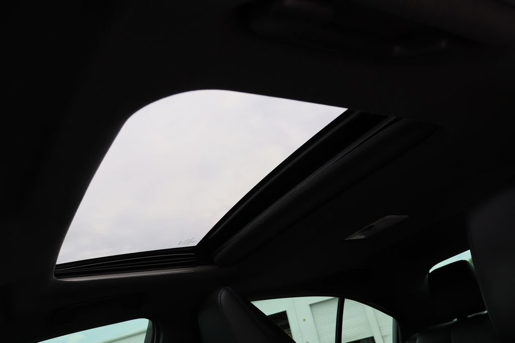 Used 2020 Toyota Corolla XSE FWD image 22