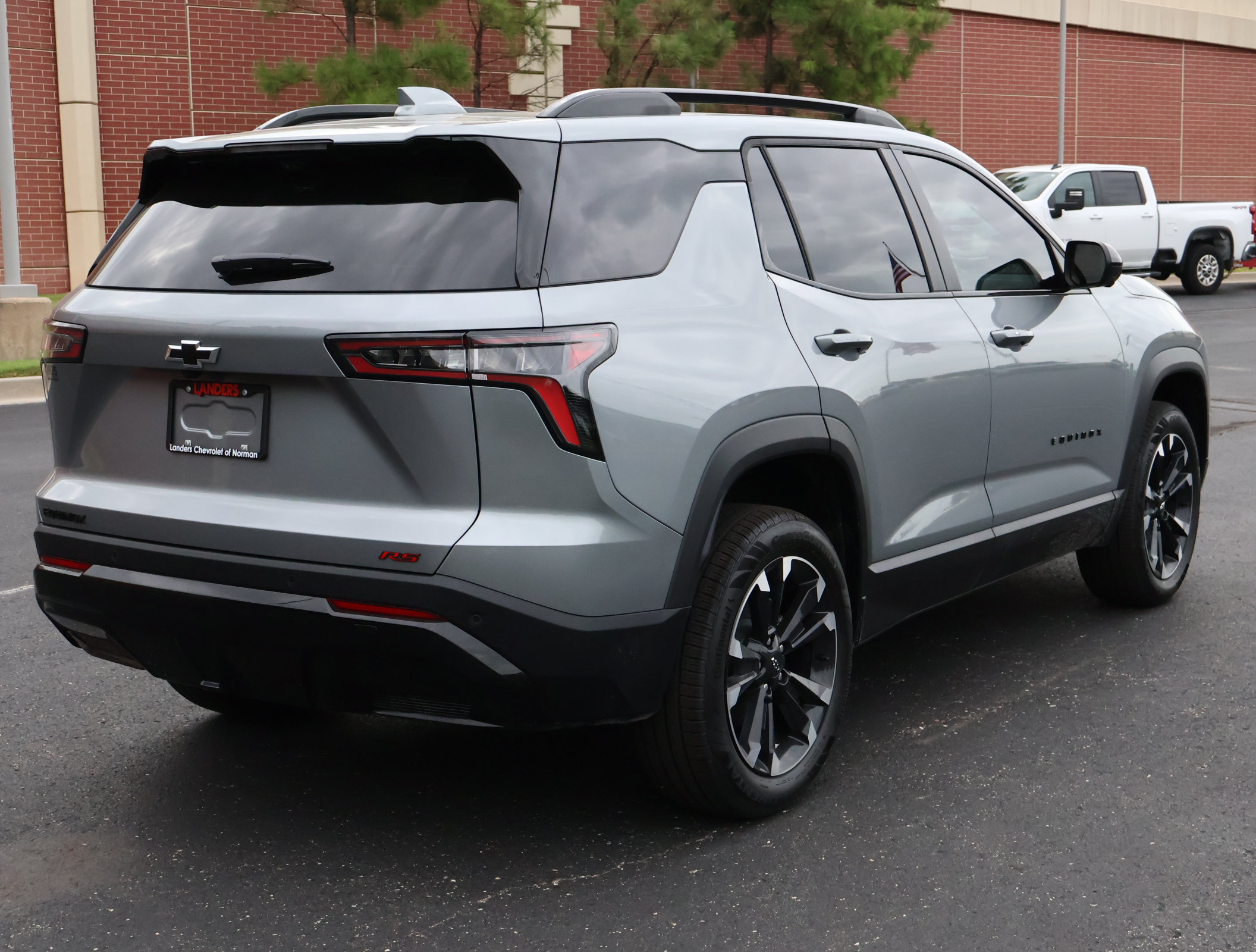 New 2027 Chevrolet Equinox RS w/ Safety and Technology Package FWD image 29