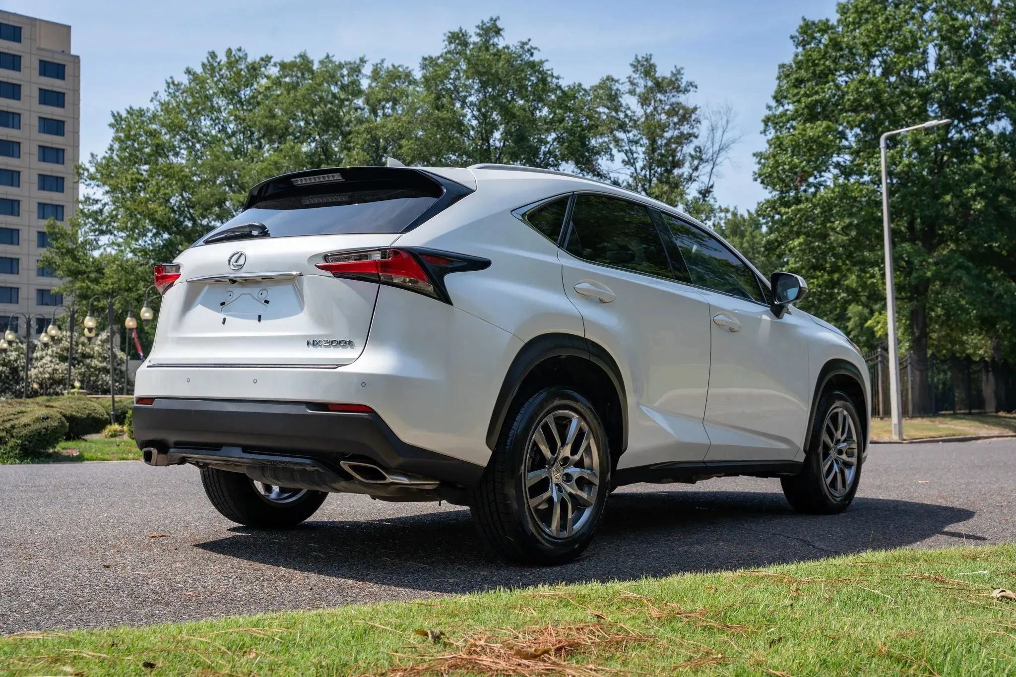 Used 2016 Lexus NX 200t FWD w/ Premium Package image 5