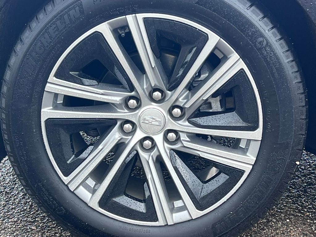 Certified 2024 Cadillac Lyriq Luxury AWD/4WD image 7