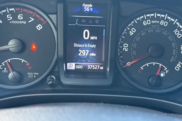 Used 2022 Toyota Tacoma SR w/ SR Convenience Package image 27