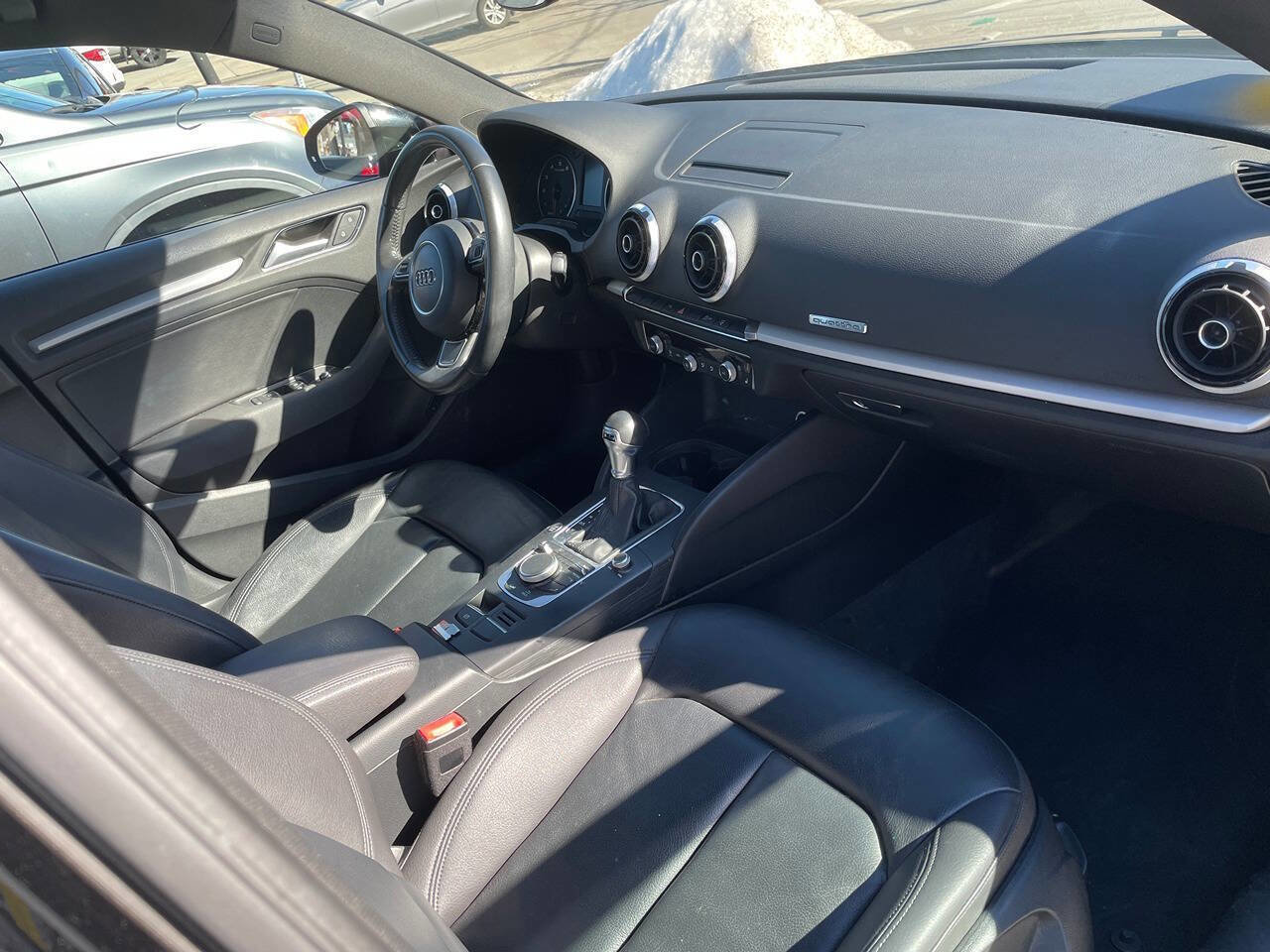 Used 2016 Audi A3 2.0T Premium image 11