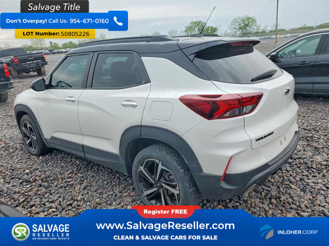Used 2021 Chevrolet TrailBlazer RS w/ Technology Package FWD image 3