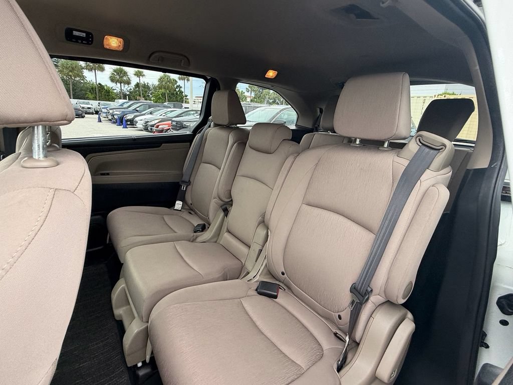 Used 2022 Honda Odyssey EX image 12