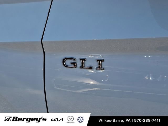 Used 2025 Volkswagen Jetta GLI Autobahn image 32
