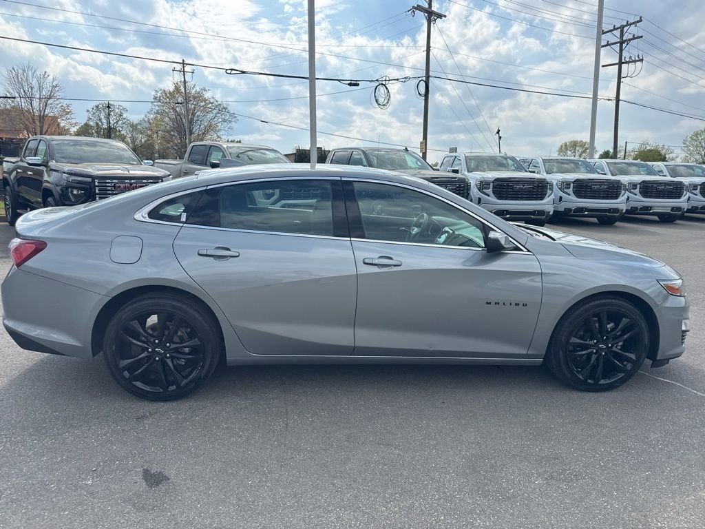 Used 2024 Chevrolet Malibu LT w/ Sport Edition image 6