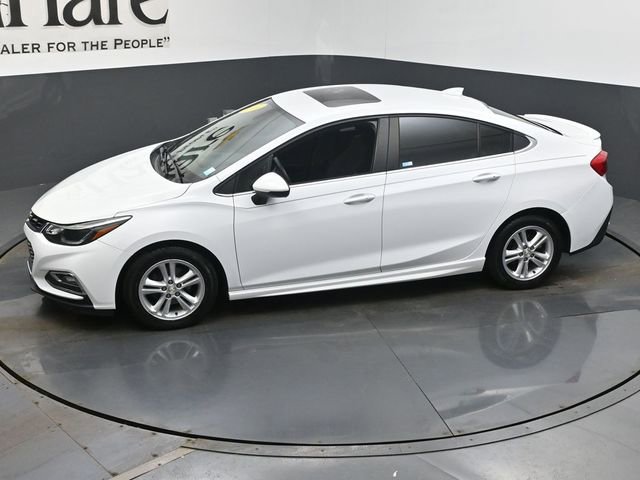 Used 2017 Chevrolet Cruze LT w/ Sun And Sound Package image 54