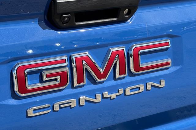 New 2026 GMC Canyon Elevation w/ Convenience Package image 32