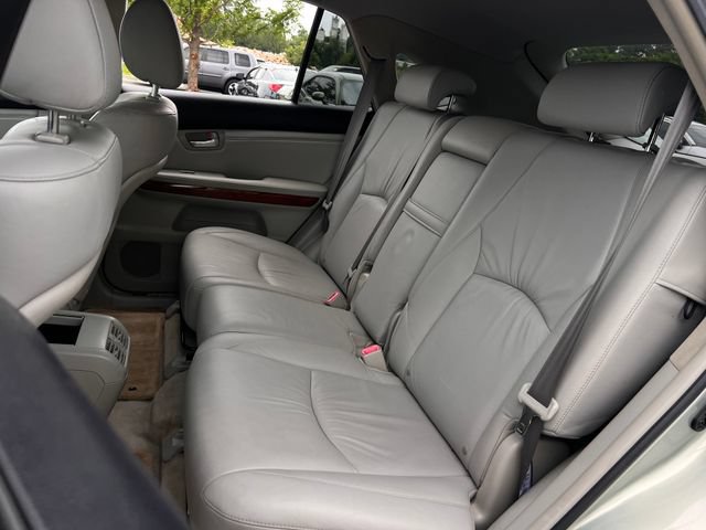 Used 2006 Lexus RX 330 FWD image 16