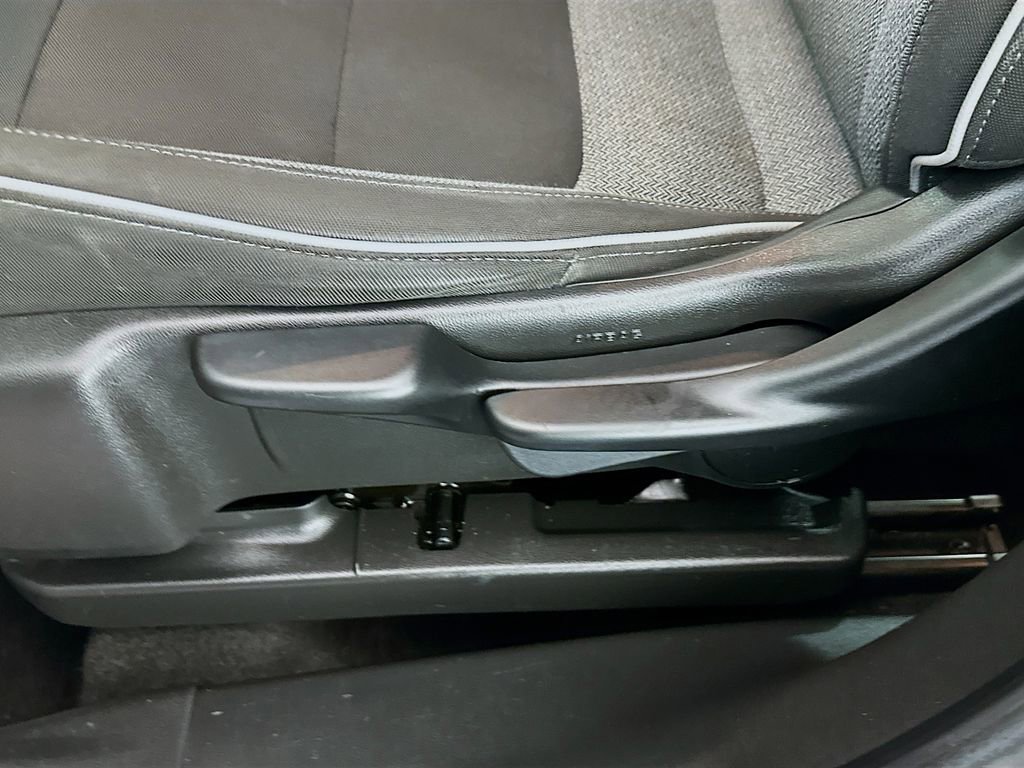 Used 2021 Chevrolet TrailBlazer LS image 18