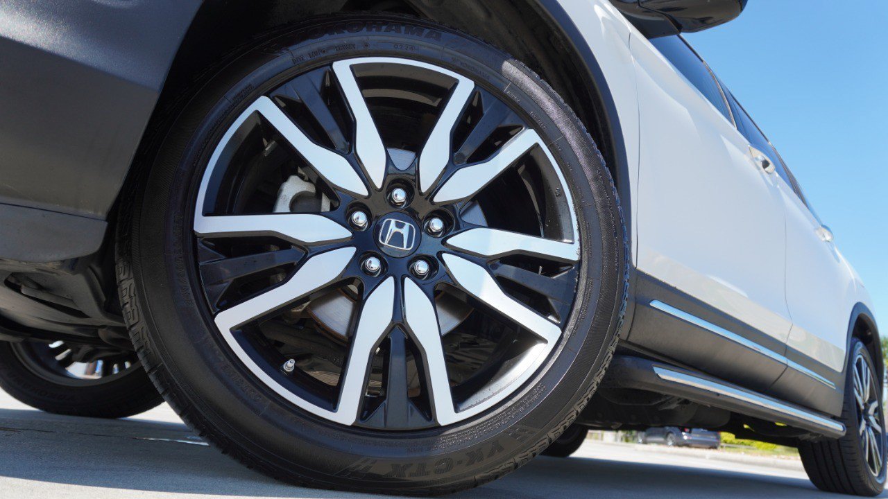Used 2022 Honda Pilot Touring image 11