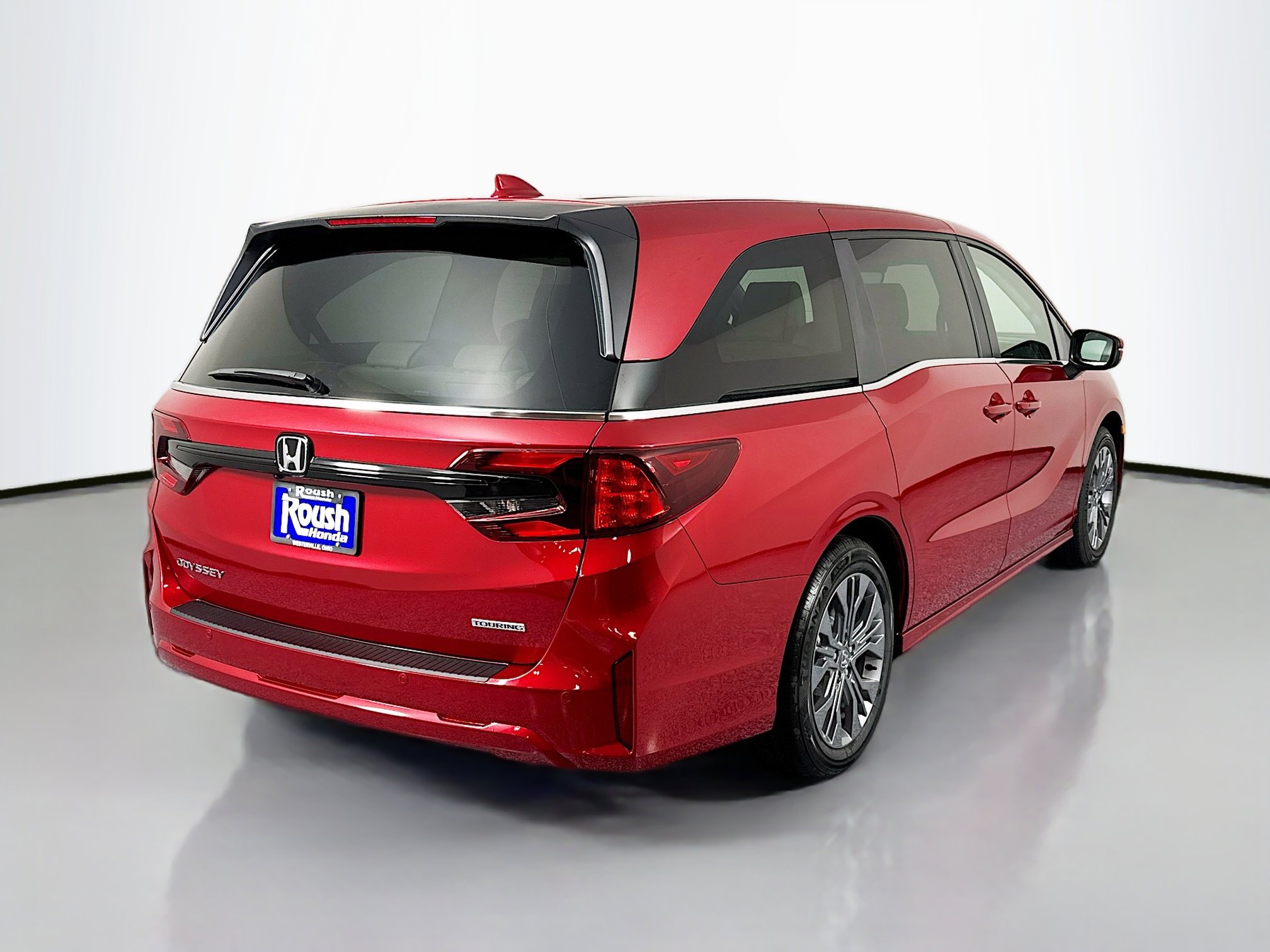 New 2026 Honda Odyssey Touring image 5