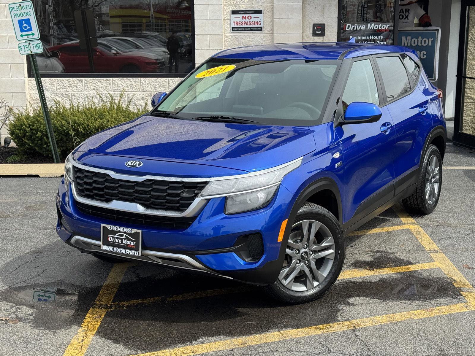 Used 2021 Kia Seltos LX image 2