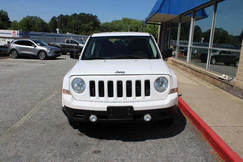 Used 2016 Jeep Patriot Sport w/ Power Value Group AWD/4WD image 2