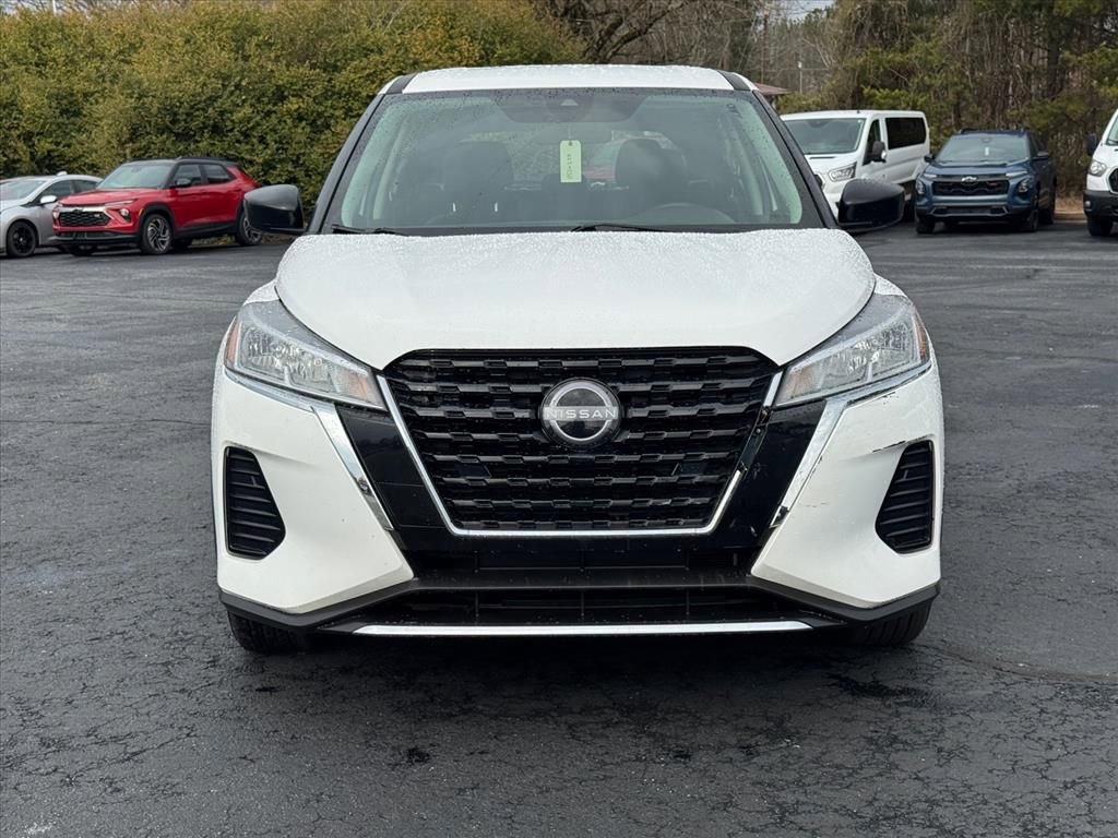 Used 2022 Nissan Kicks S image 8