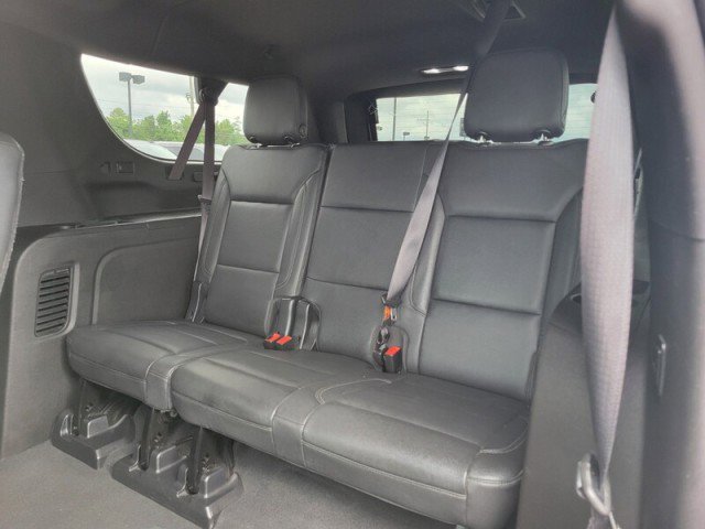 Used 2021 Chevrolet Suburban Z71 w/ Z71 Off-Road Package image 32