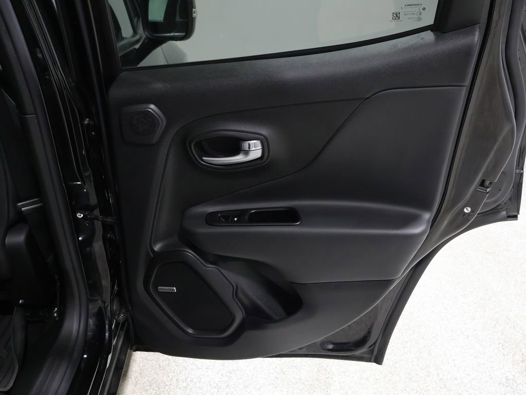 Used 2021 Jeep Renegade Limited w/ Sun & Sound Group image 21