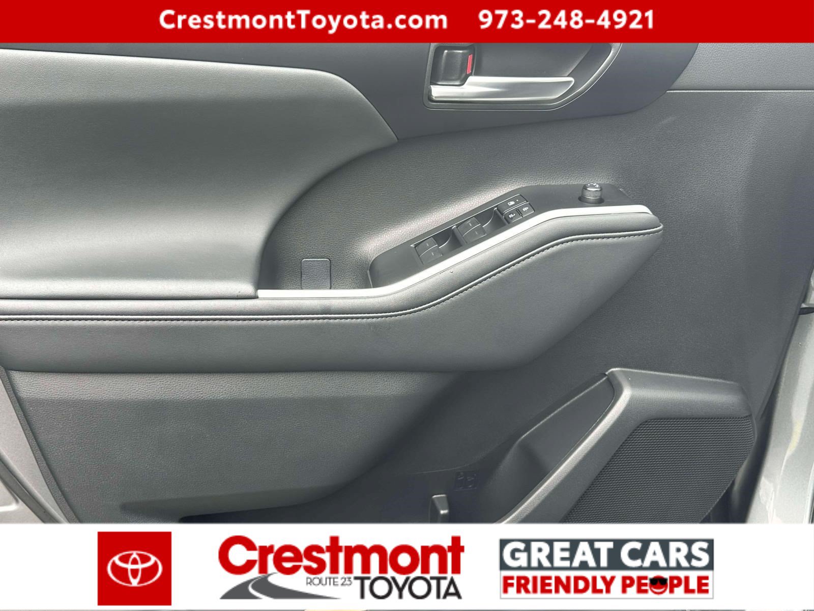 Certified 2025 Toyota Highlander XLE AWD/4WD image 16