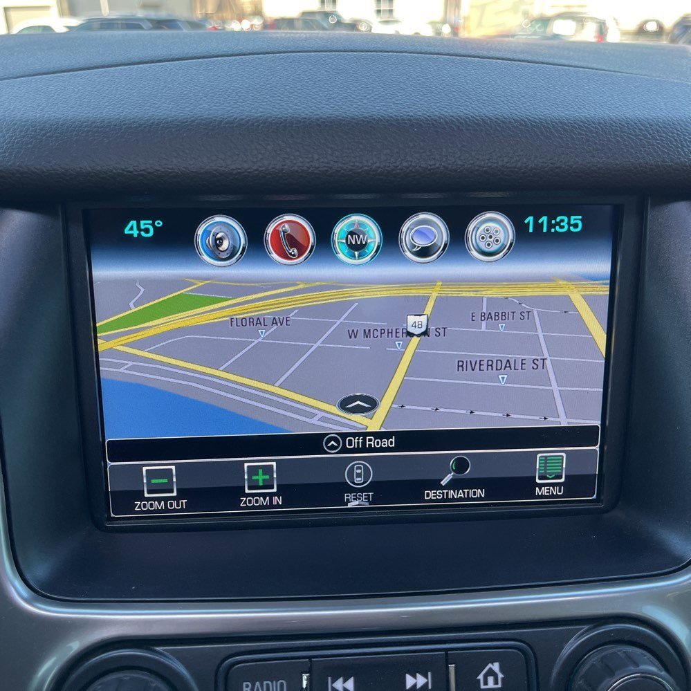 Used 2019 Chevrolet Tahoe LT w/ LT Signature Package image 17