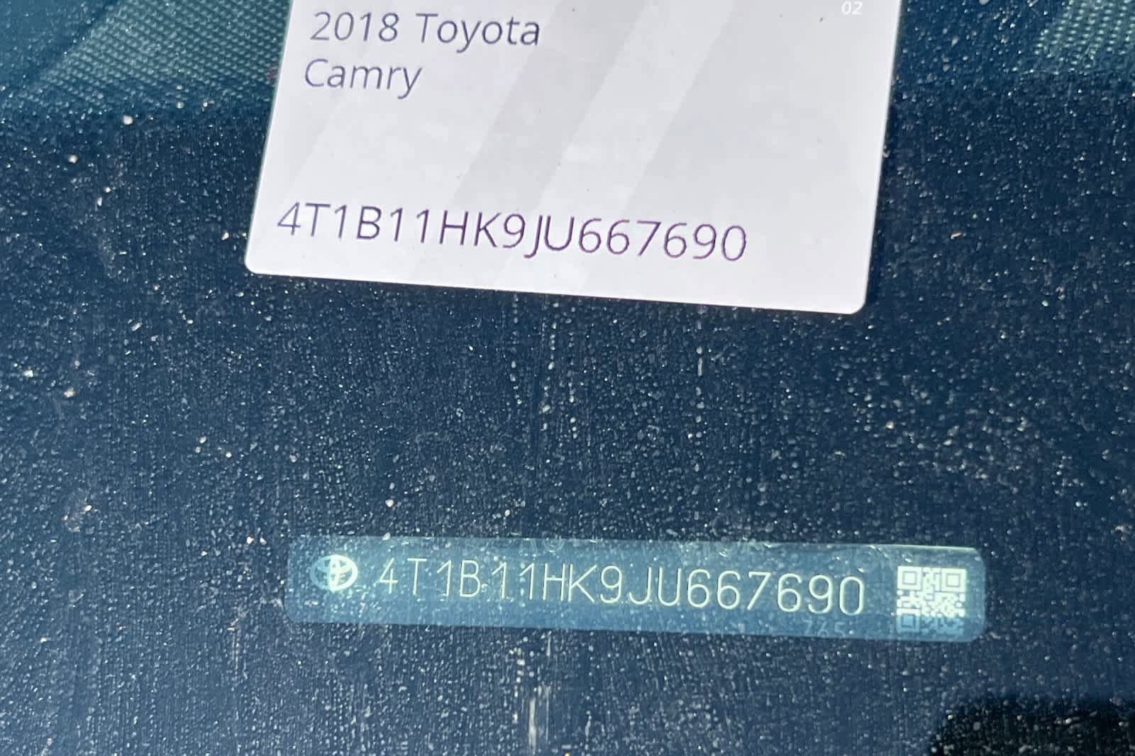 Used 2018 Toyota Camry SE FWD image 23