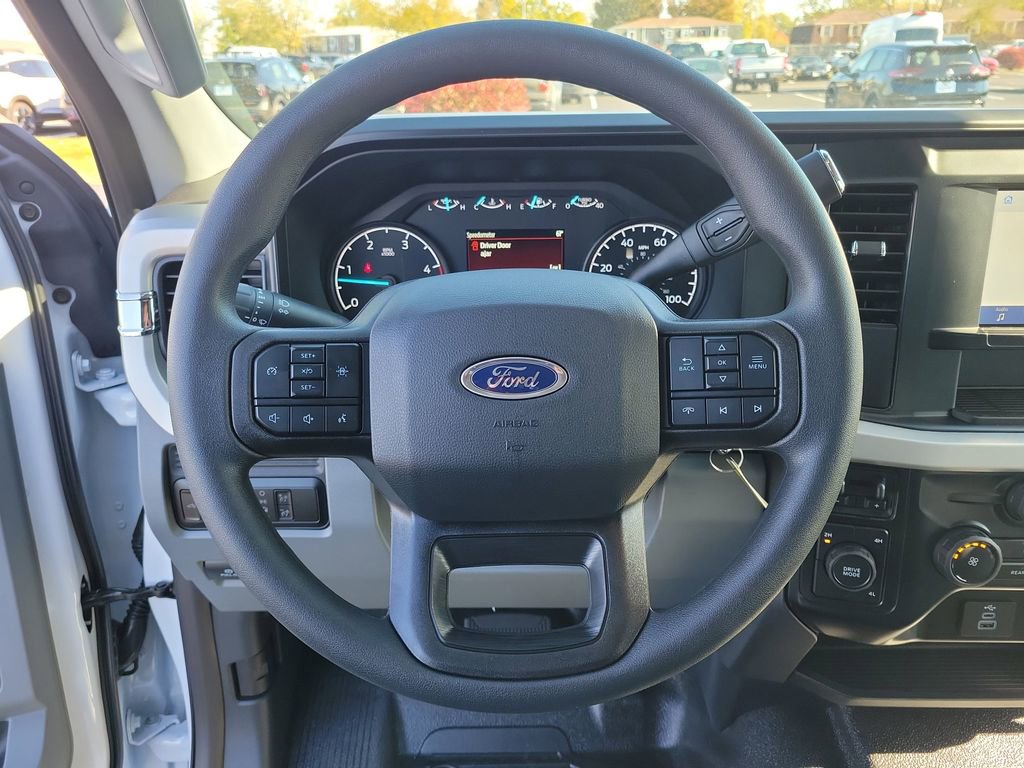 New 2026 Ford F350 XL w/ XL Chrome Package image 23