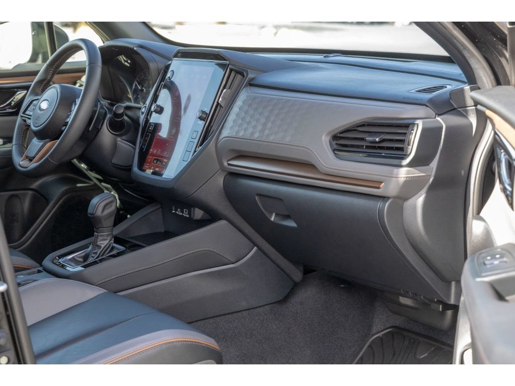 Used 2025 Subaru Forester Sport AWD/4WD image 10