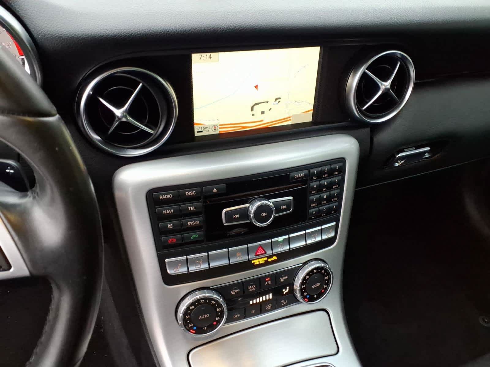 Used 2016 Mercedes-Benz SLK 300 w/ Premium 2 Package image 21