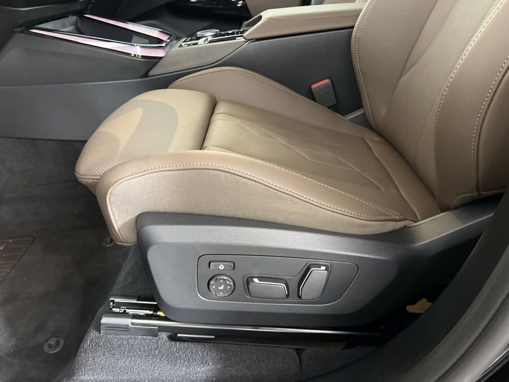 Used 2026 BMW X3 xDrive30 w/ Convenience Package image 18