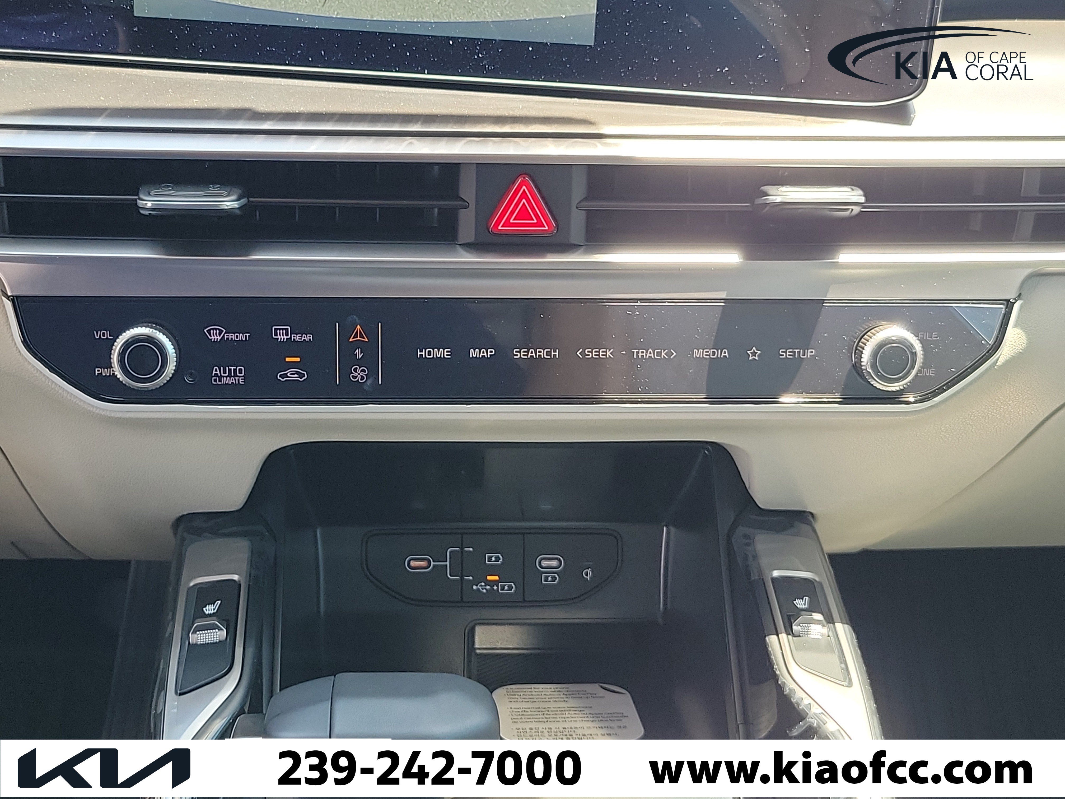 New 2026 Kia Sorento S w/ S Panoramic Sunroof Package FWD image 26