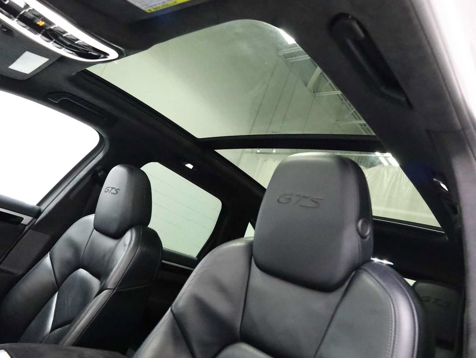 Used 2016 Porsche Cayenne GTS AWD/4WD image 20