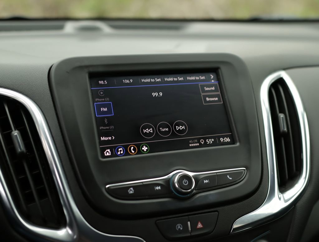 Used 2023 Chevrolet Equinox LT FWD image 12