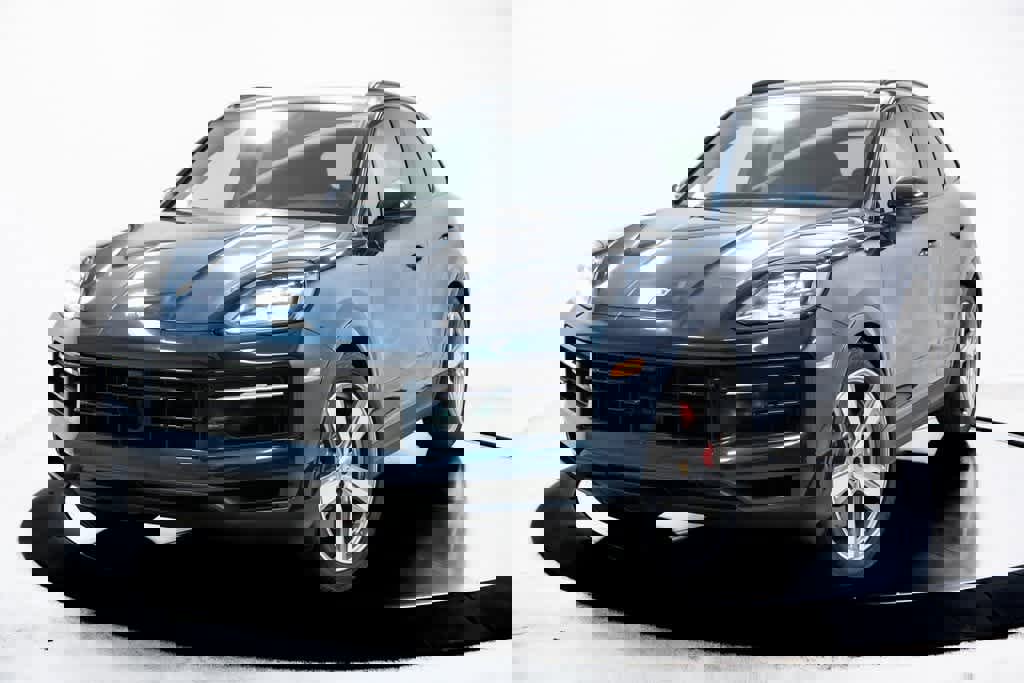 Certified 2024 Porsche Cayenne S