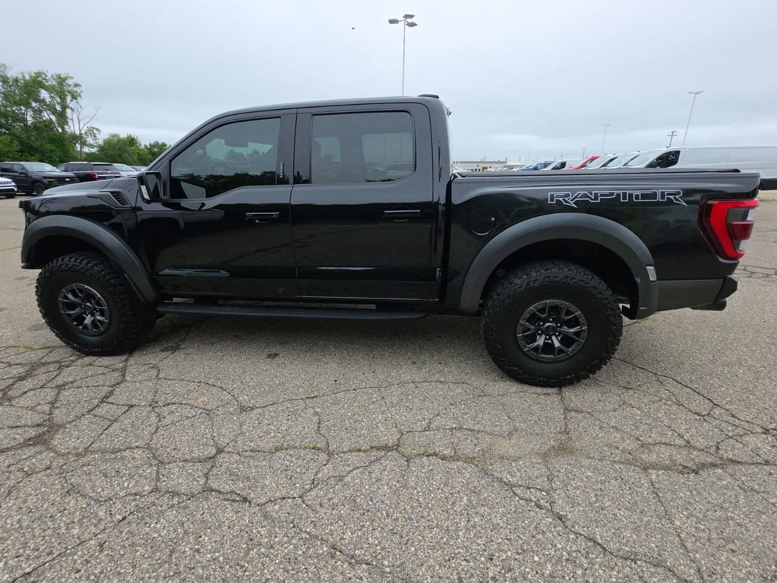 Used 2021 Ford F150 Raptor w/ Raptor 37 Performance Package AWD/4WD image 13