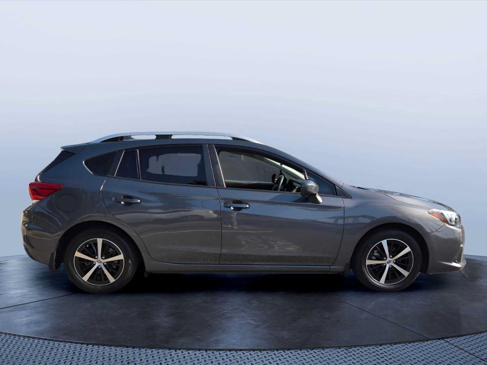 Used 2022 Subaru Impreza 2.0i Premium AWD/4WD image 2